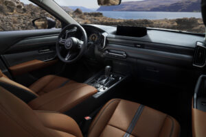 Mazda-CX-50_19_Interior-Front-Seats