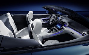 Exklusive Einblicke in das Interieur des neuen Mercedes-AMG SL Exclusive insights into the interior of the new Mercedes-AMG SL