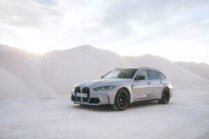 P90468163_lowRes_the-first-ever-bmw-m