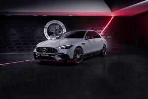 Exklusive „F1 Edition“ für E PERFORMANCE Limousine und T-Modell von Mercedes-AMG Exclusive "F1 Edition" for E PERFORMANCE Saloon and Estate from Mercedes-AMG