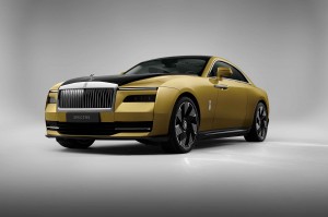 P90483589_highRes_spectre-unveiled-the